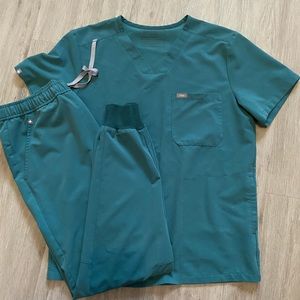 Figs Men’s Scrub Set